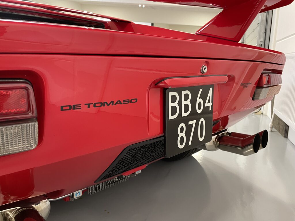 “Legendarisk De Tomaso Pantera GTS 1973 – Nyrestaureret & Motoropgraderet!” - 12